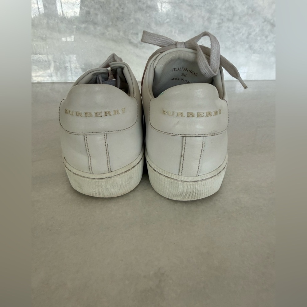 Burberry White Leather Sneakers with Red Graffiti Print Logo • 38 - Picture 4 of 10
